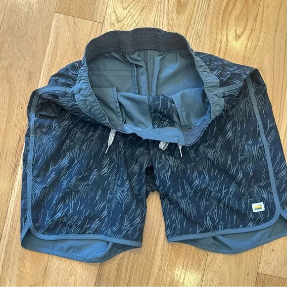 Vouri Men's Bank Shorts, Kashmir Flux Teal Gray Patterned Athletic Shorts, 7”, M - Picture 6 of 13